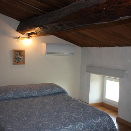 Le Grand Hotel Aups Δωμάτιο φωτογραφία